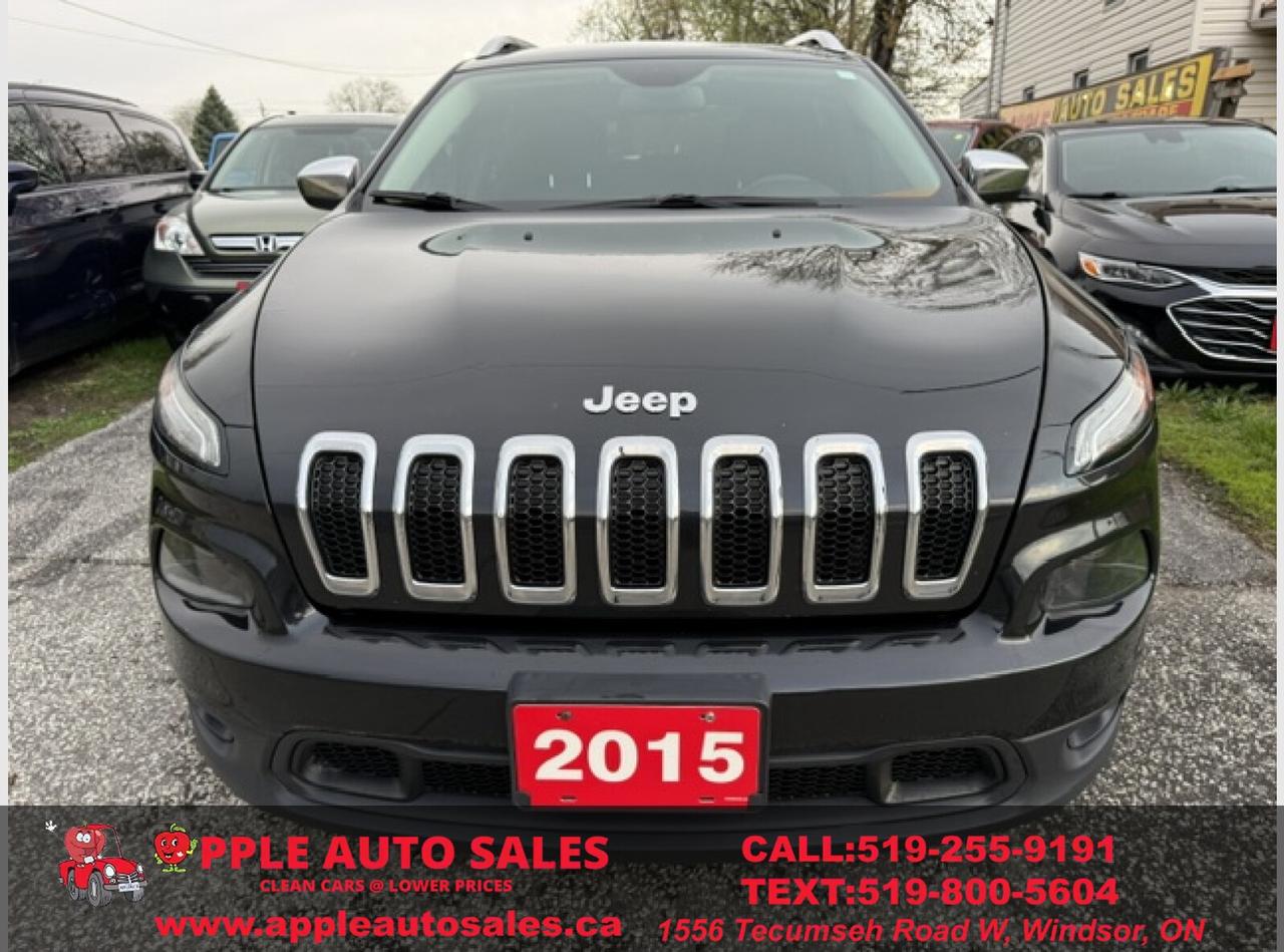 2015 Jeep Cherokee Latitude Photo