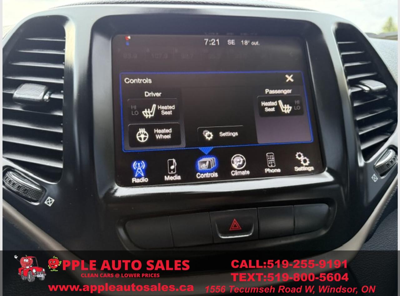 2015 Jeep Cherokee Latitude Photo