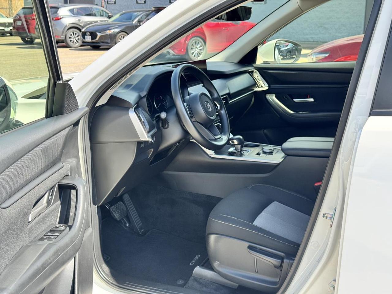 2024 Mazda CX-90 MHEV GS AWD/ EXTENDED WARRANTY/ 3.95% RATE/ MUST SEE Photo