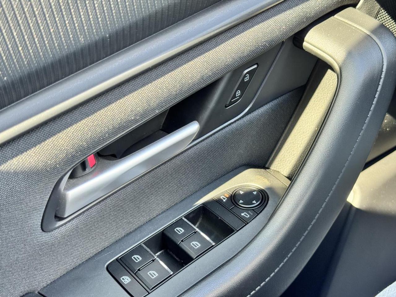 2024 Mazda CX-90 MHEV GS AWD/ EXTENDED WARRANTY/ 3.95% RATE/ MUST SEE Photo