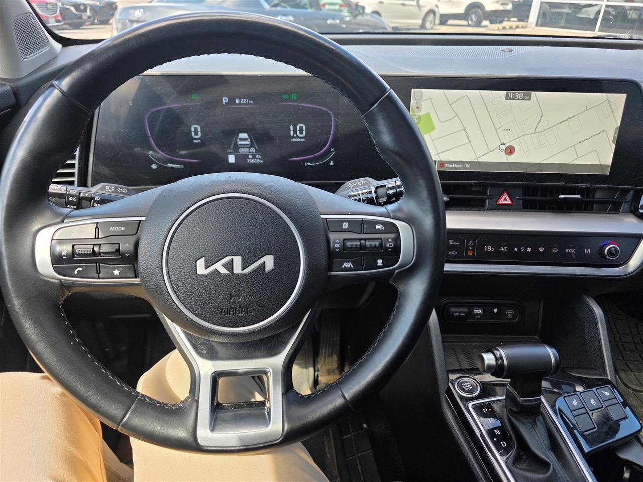 2023 Kia Sportage Ex awd nav clean Photo