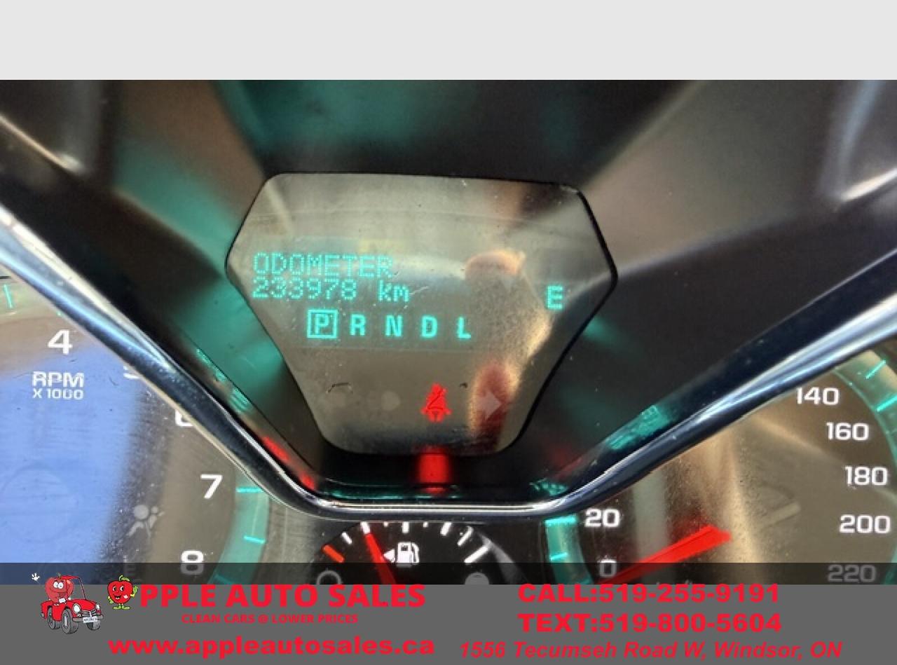 2014 Chevrolet Traverse LS Photo