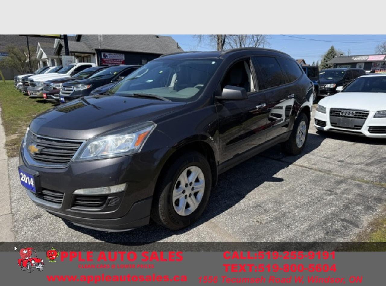 2014 Chevrolet Traverse LS Photo