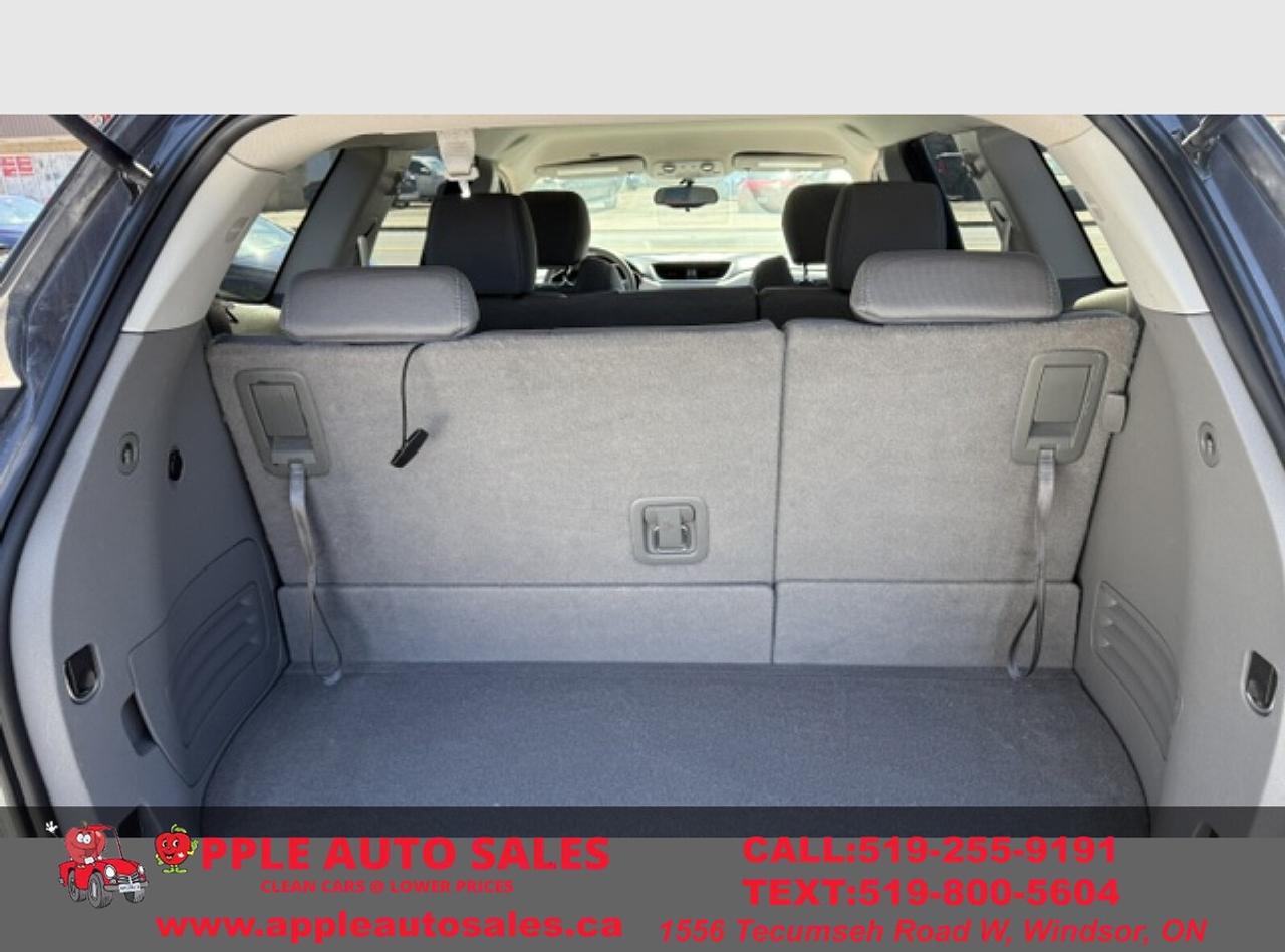 2014 Chevrolet Traverse LS Photo