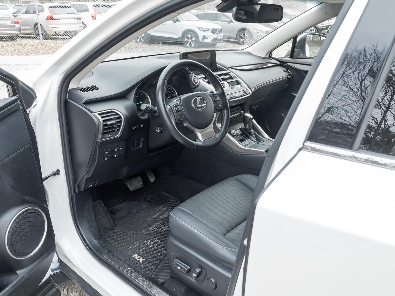 2019 Lexus NX NX 300 Auto  TRADE IN  ACCIDENTS FREE  LIKE NEW Photo