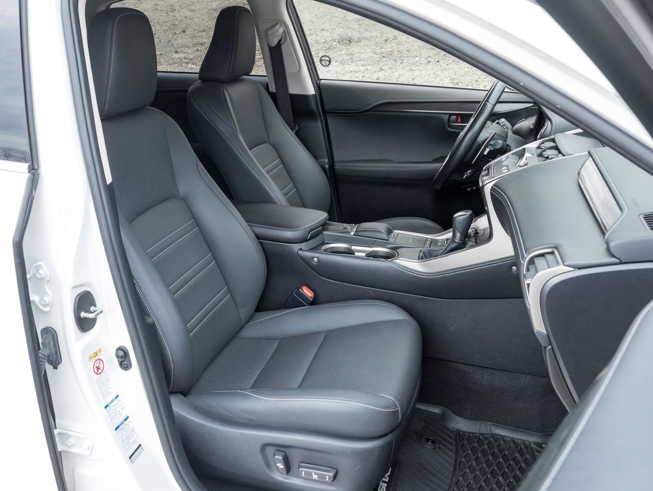 2019 Lexus NX NX 300 Auto  TRADE IN  ACCIDENTS FREE  LIKE NEW Photo