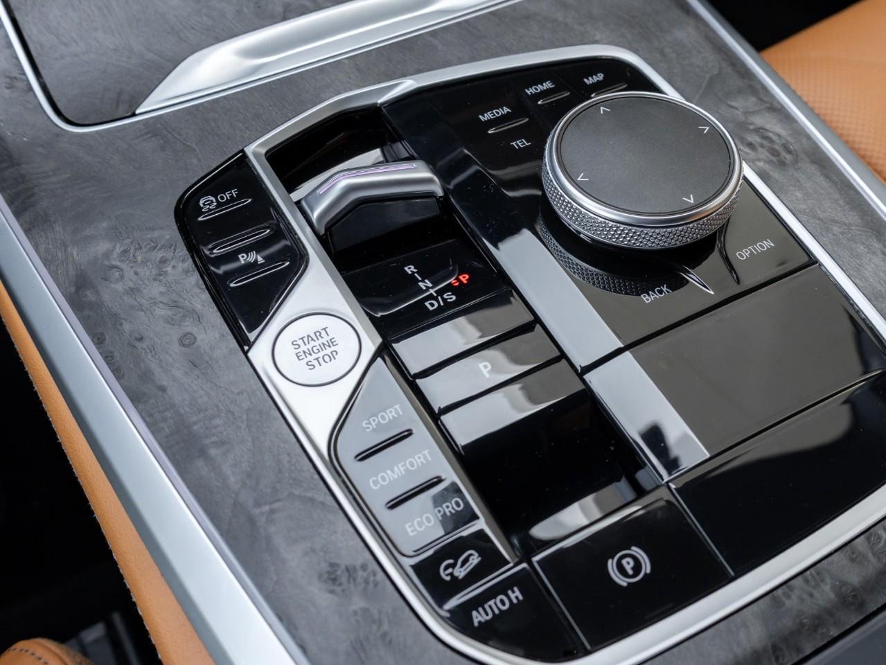 2024 BMW X5 xDrive40i 4dr All-Wheel Drive Sports Activity Vehicle Photo