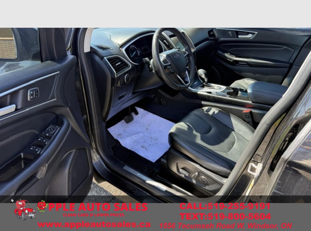 2015 Ford Edge Titanium Photo