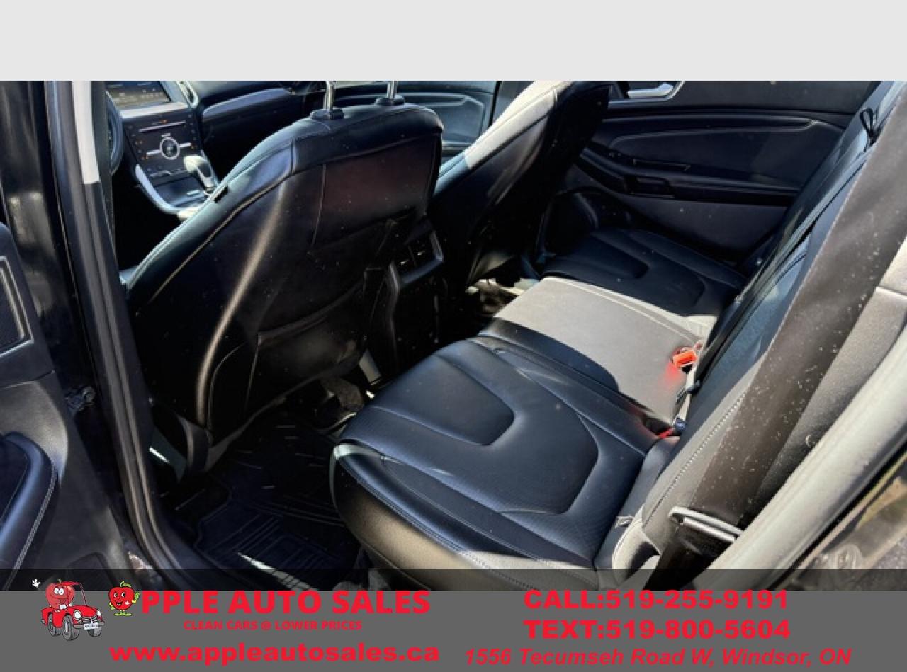 2015 Ford Edge Titanium Photo