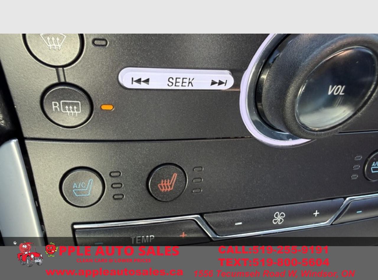 2015 Ford Edge Titanium Photo