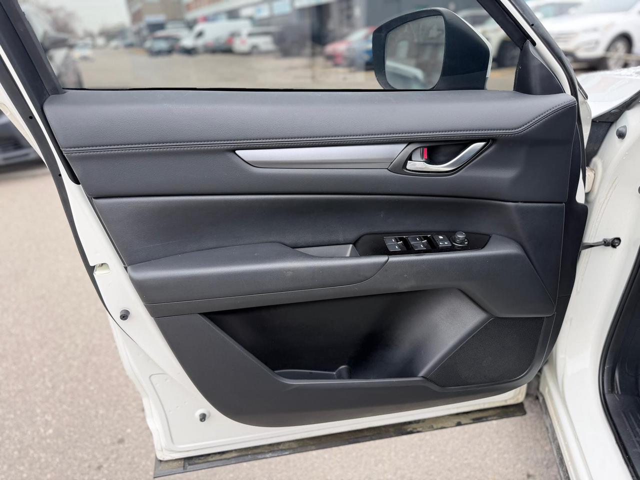 2025 Mazda CX-5 Preferred Photo