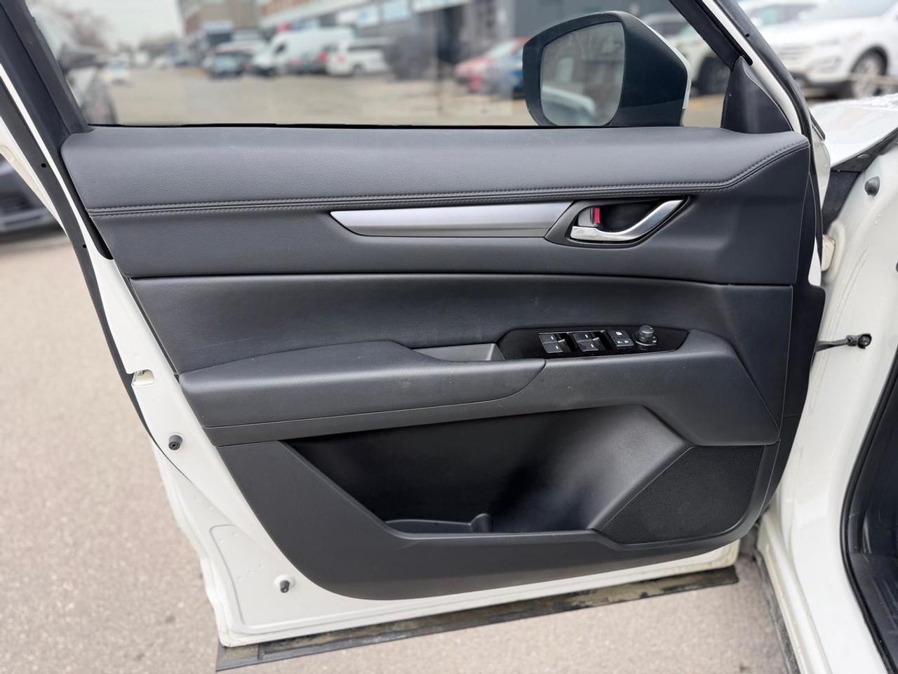 2025 Mazda CX-5 Preferred Photo