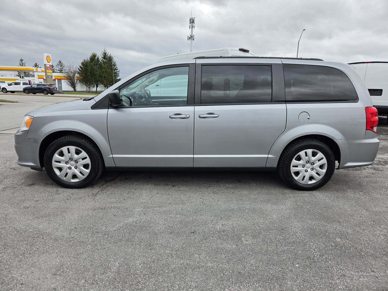 2018 Dodge Grand Caravan SXT 2WD Photo