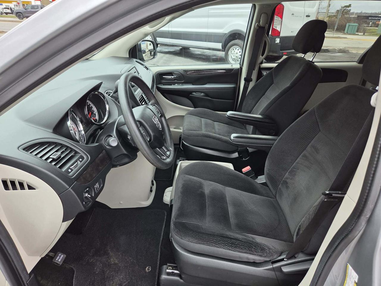 2018 Dodge Grand Caravan SXT 2WD Photo