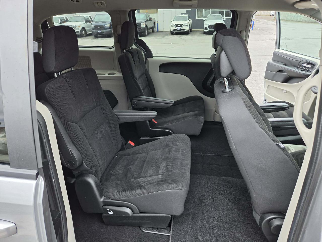 2018 Dodge Grand Caravan SXT 2WD Photo