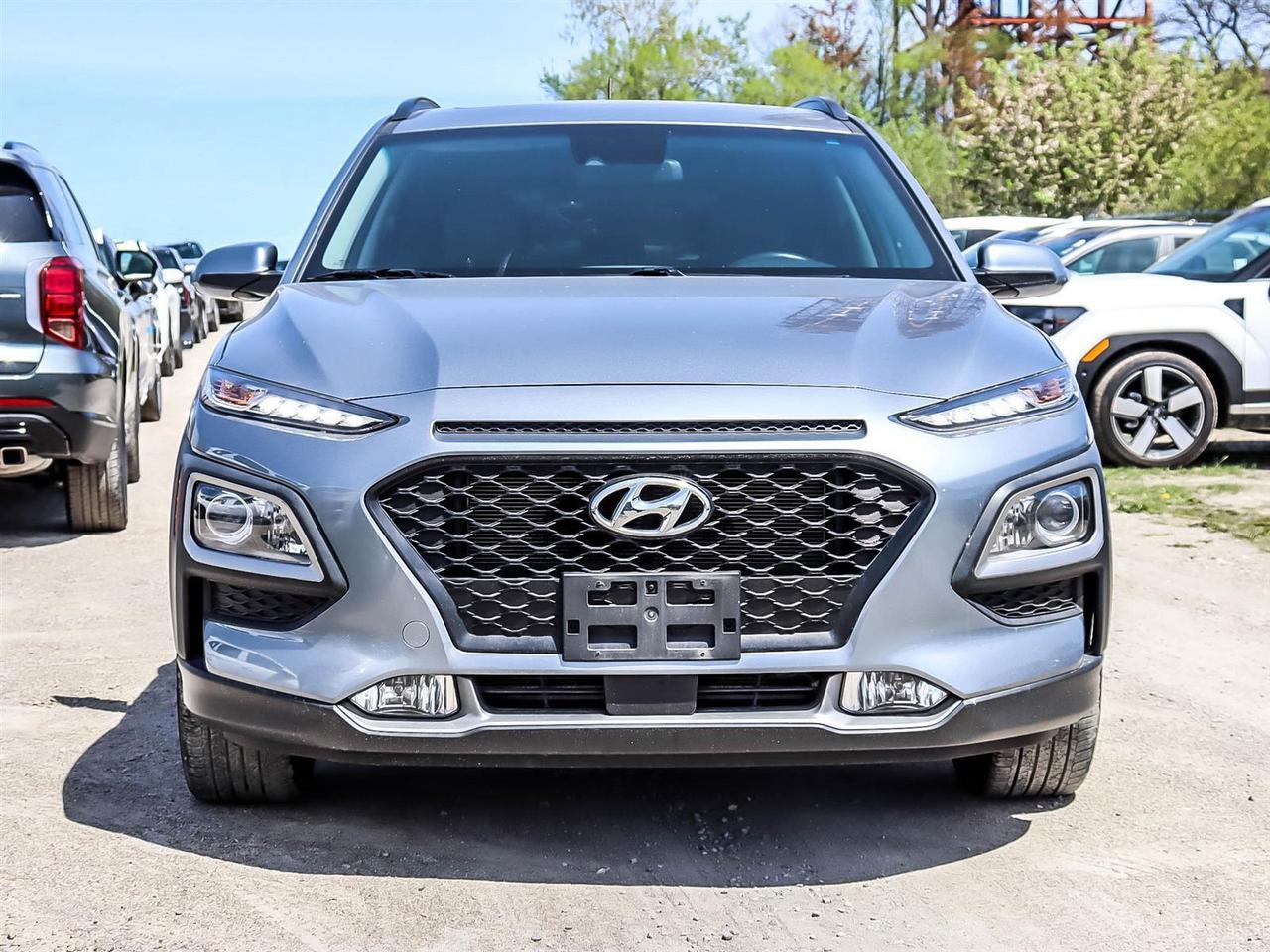 2021 Hyundai KONA LUXURY Photo