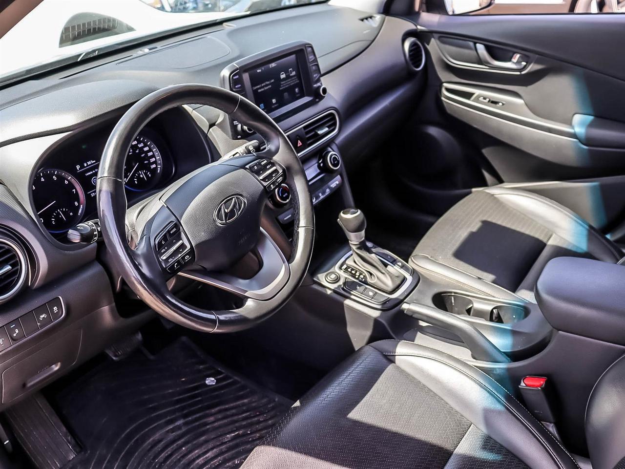 2021 Hyundai KONA LUXURY Photo