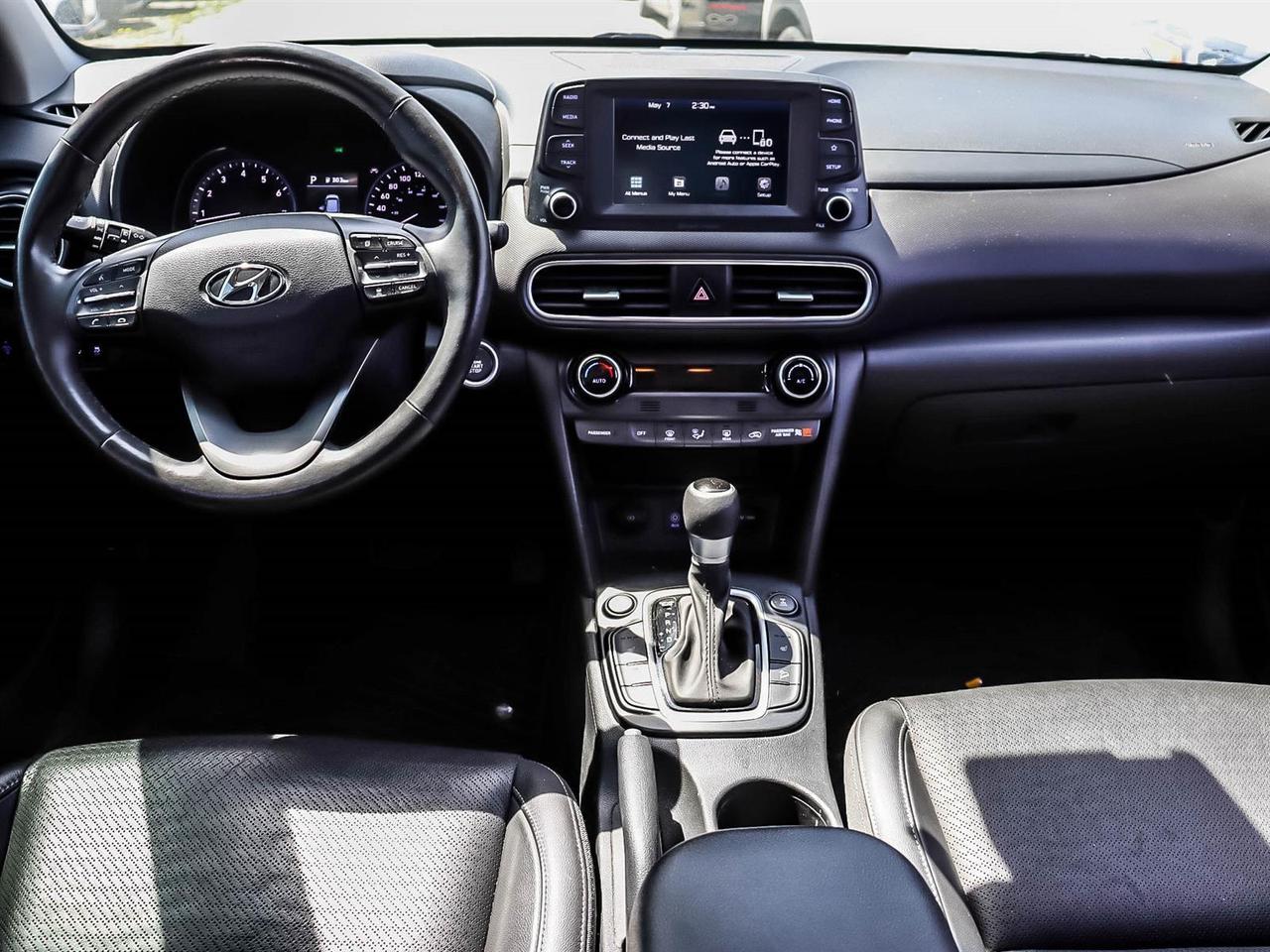 2021 Hyundai KONA LUXURY Photo