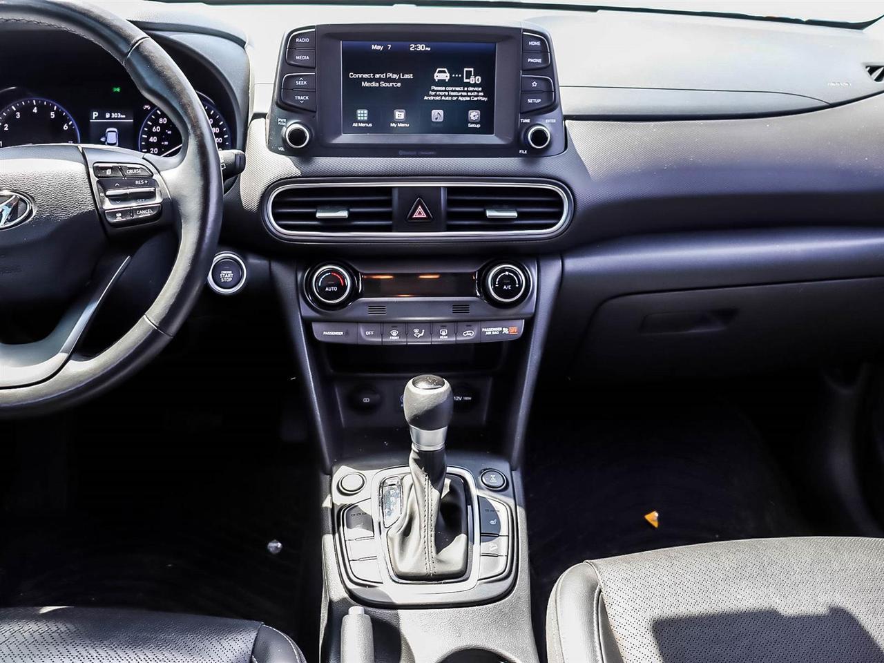 2021 Hyundai KONA LUXURY Photo