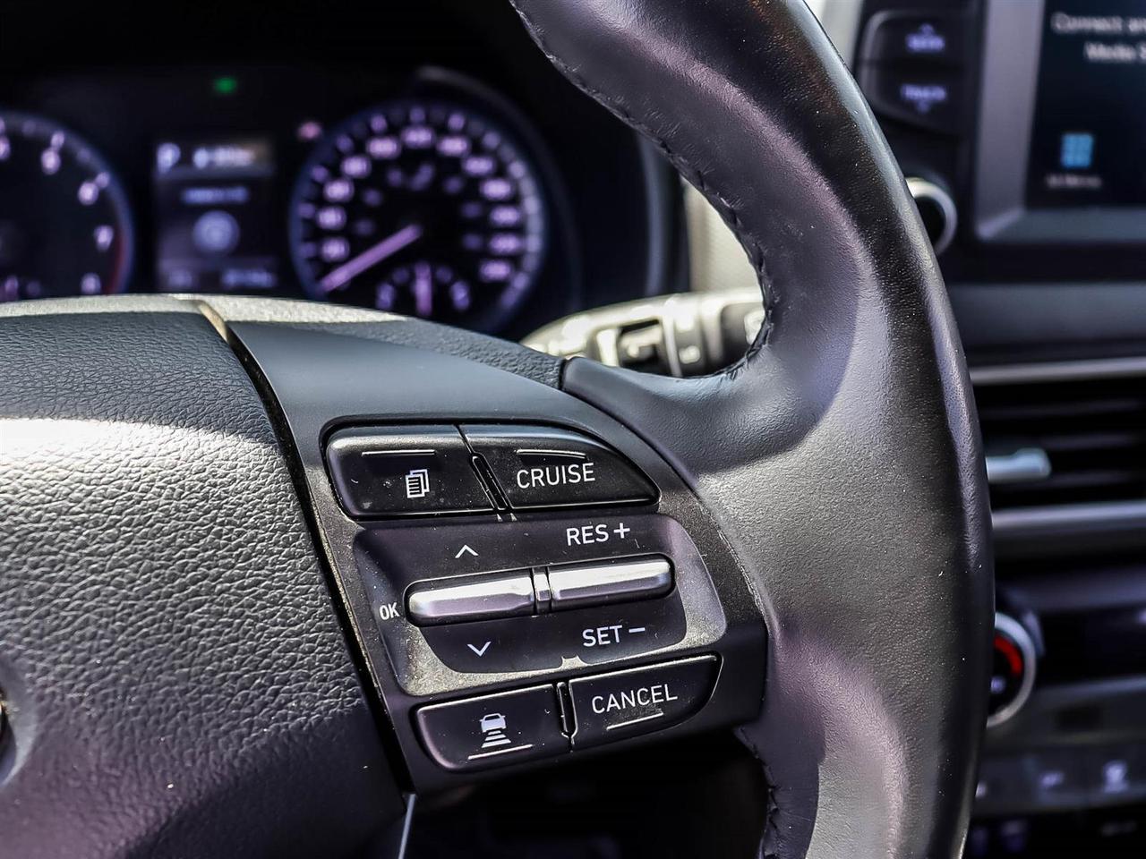 2021 Hyundai KONA LUXURY Photo