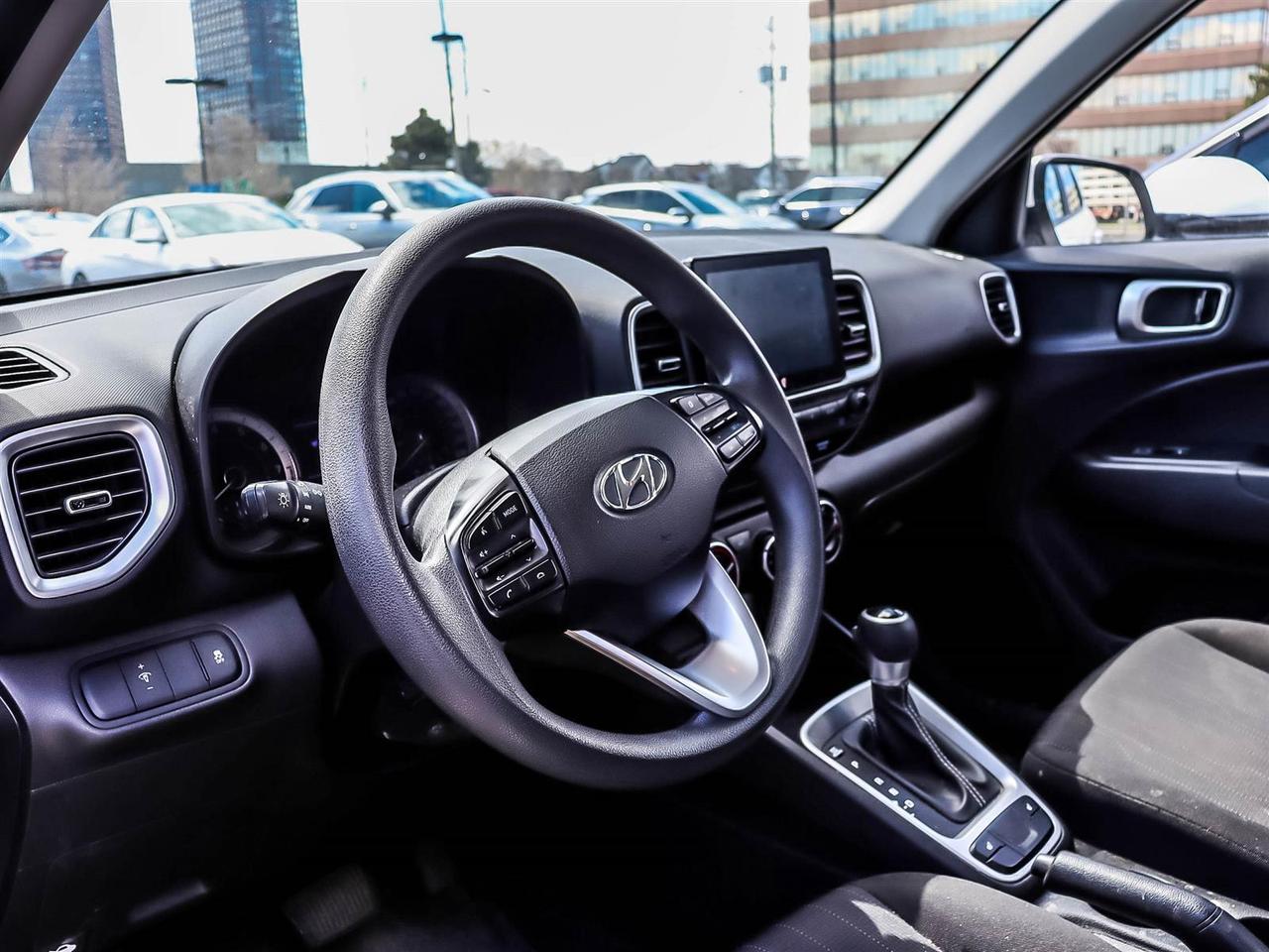 2020 Hyundai Venue Essential Photo