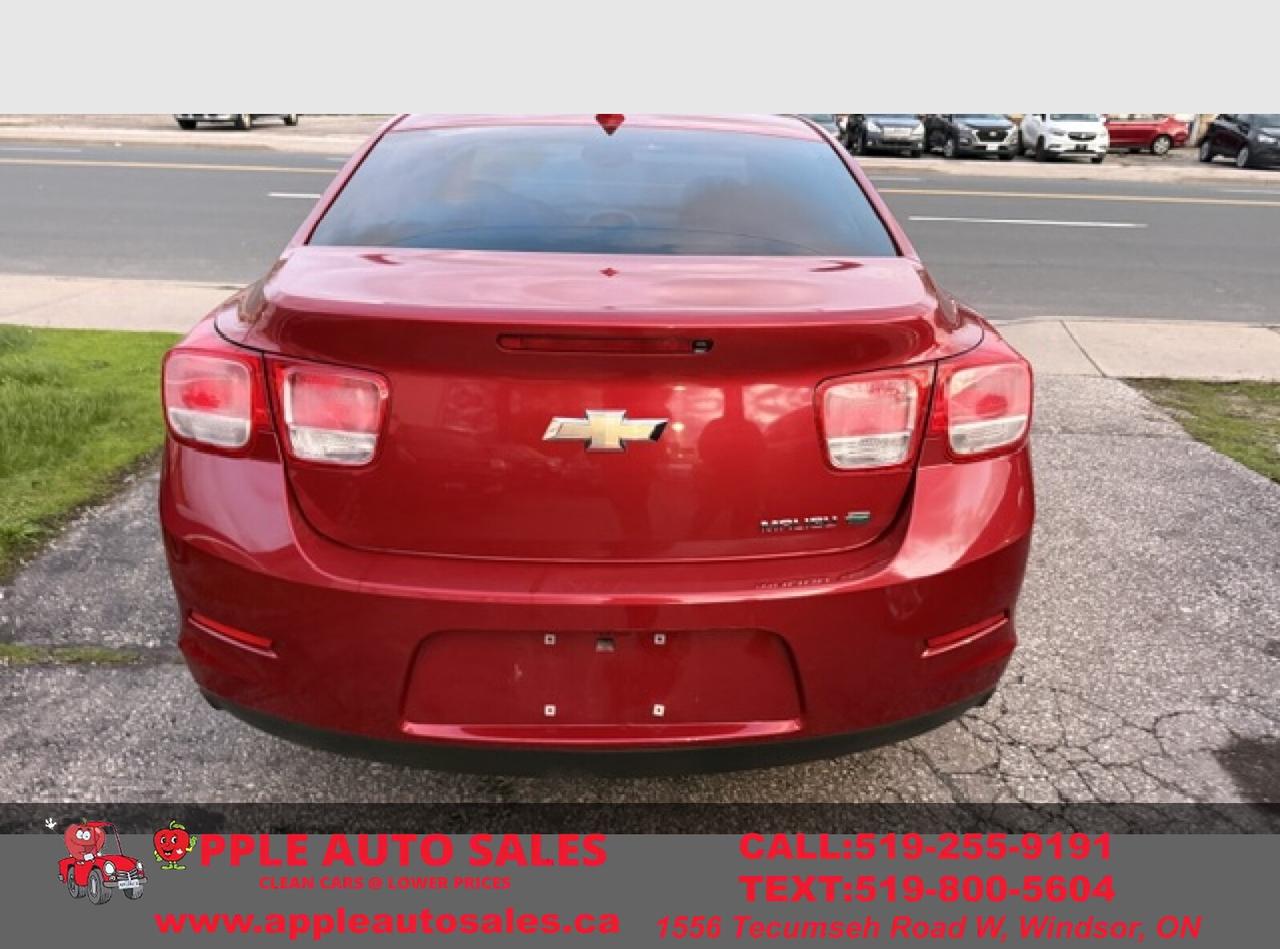 2013 Chevrolet Malibu 2LT Photo4