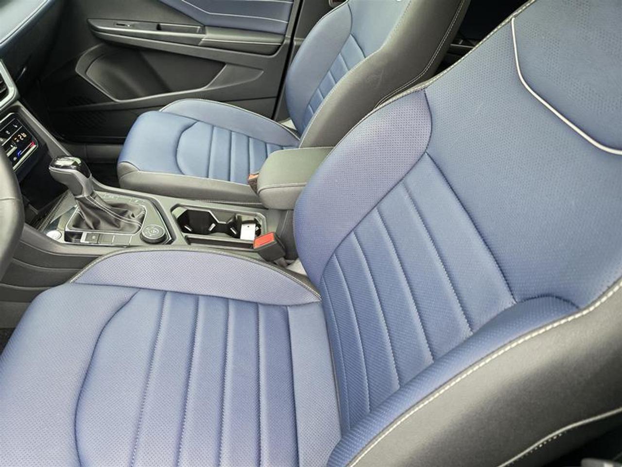 2026 Volkswagen Taos Highline 4MOTION Photo