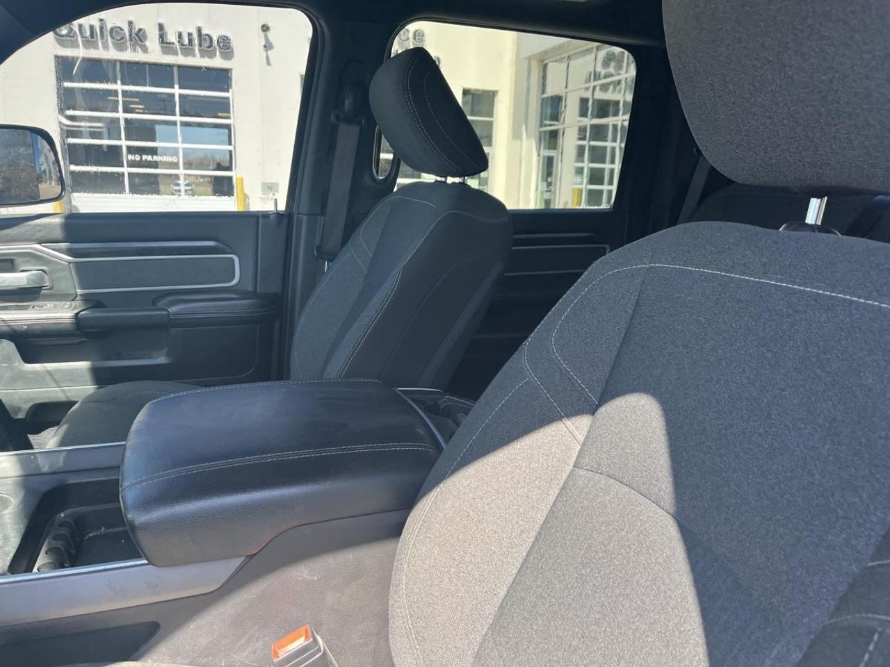 2019 RAM 3500 Big Horn Photo