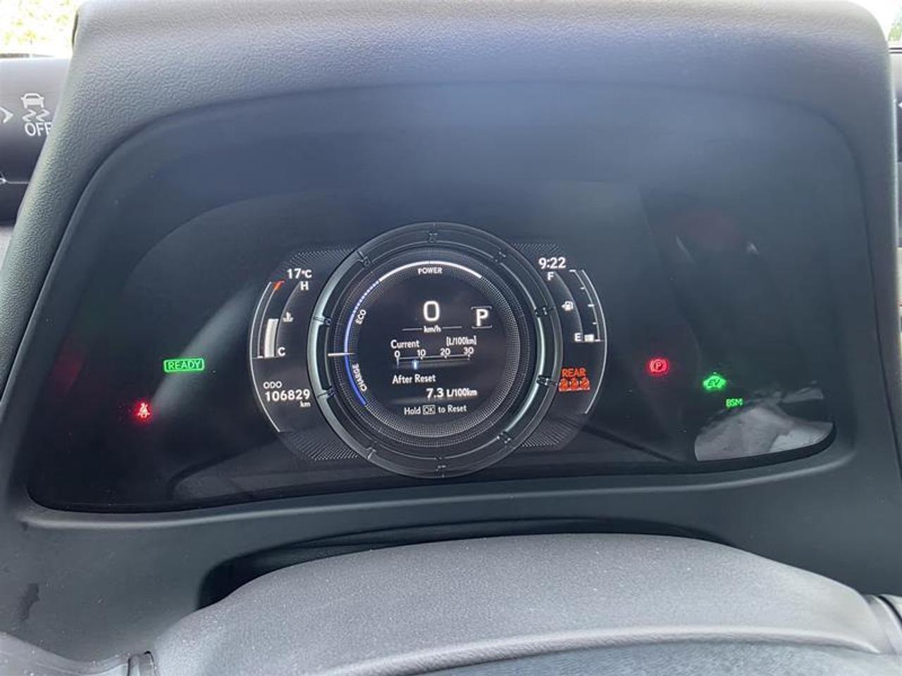 2021 Lexus UX 250h AWD W/Winter wheel pkg Photo
