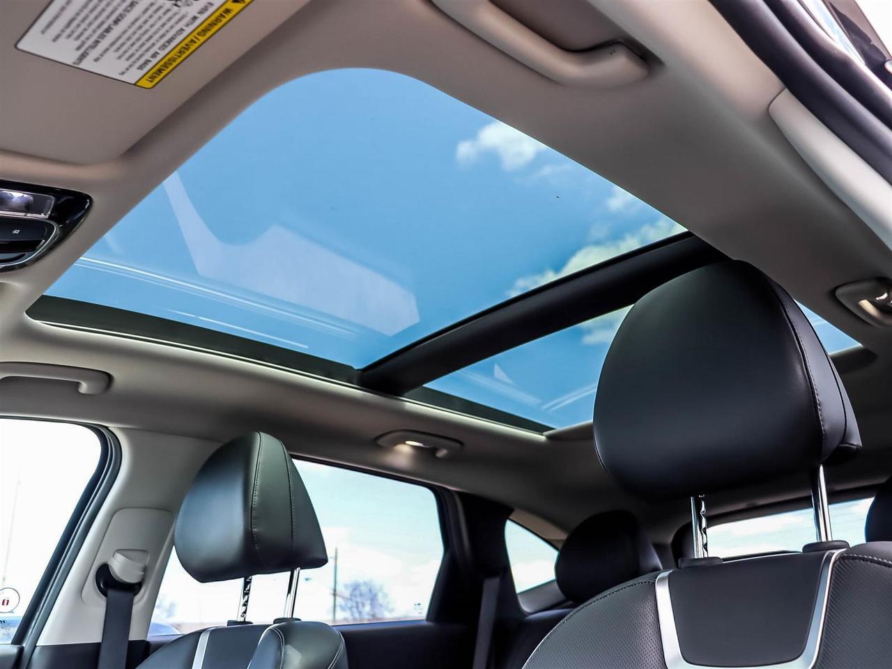 2022 Hyundai Tucson Hybrid Luxury Photo