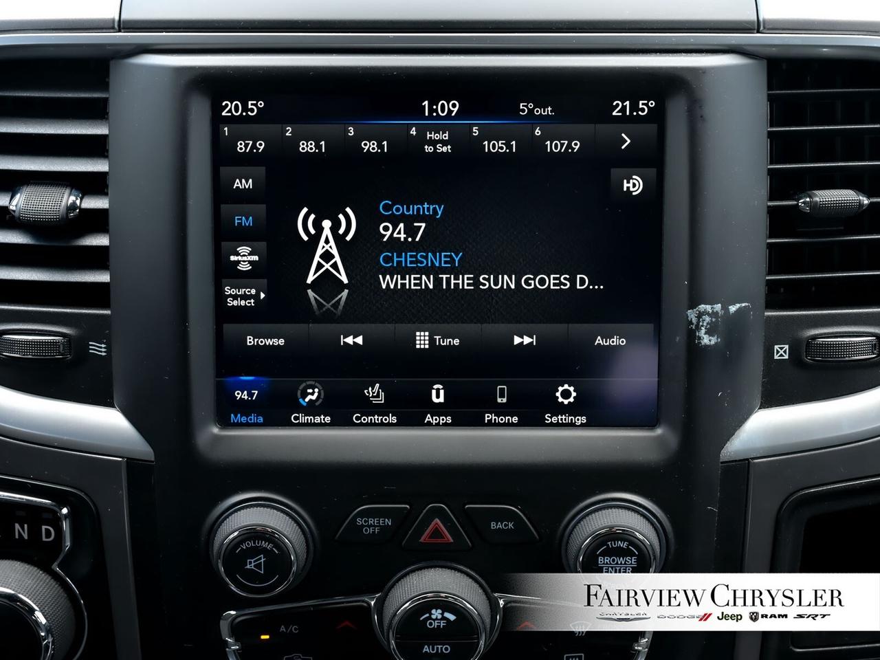 2021 RAM 1500 Classic SLT WARLOCK   REMOTE START   HEATED SEATS   SPORT Photo