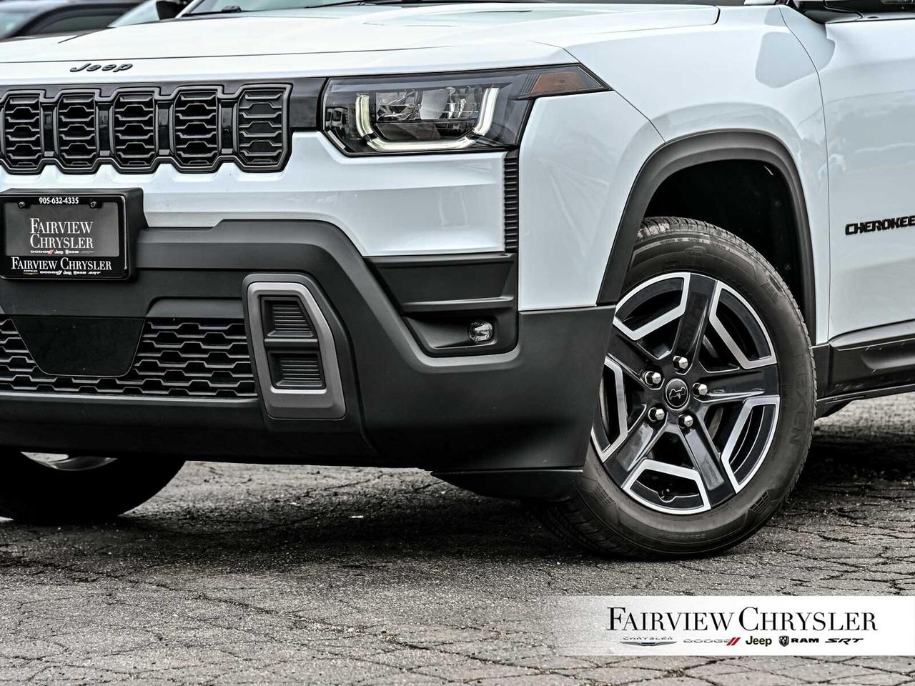 2026 Jeep Cherokee Laredo/Limited LIMITED   DUAL PANO ROOF   CARPLAY Photo