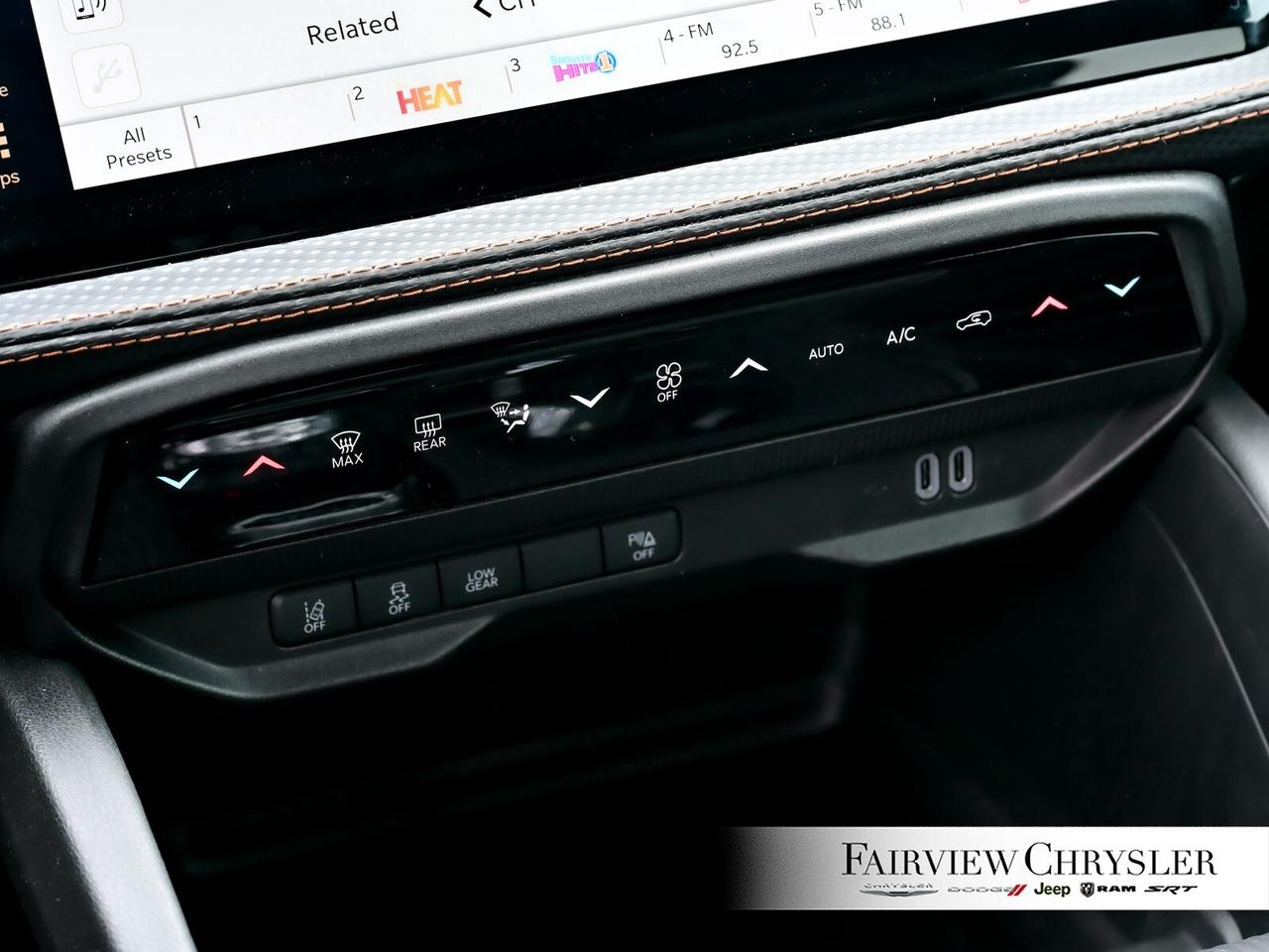 2026 Jeep Cherokee Laredo/Limited LIMITED   DUAL PANO ROOF   CARPLAY Photo