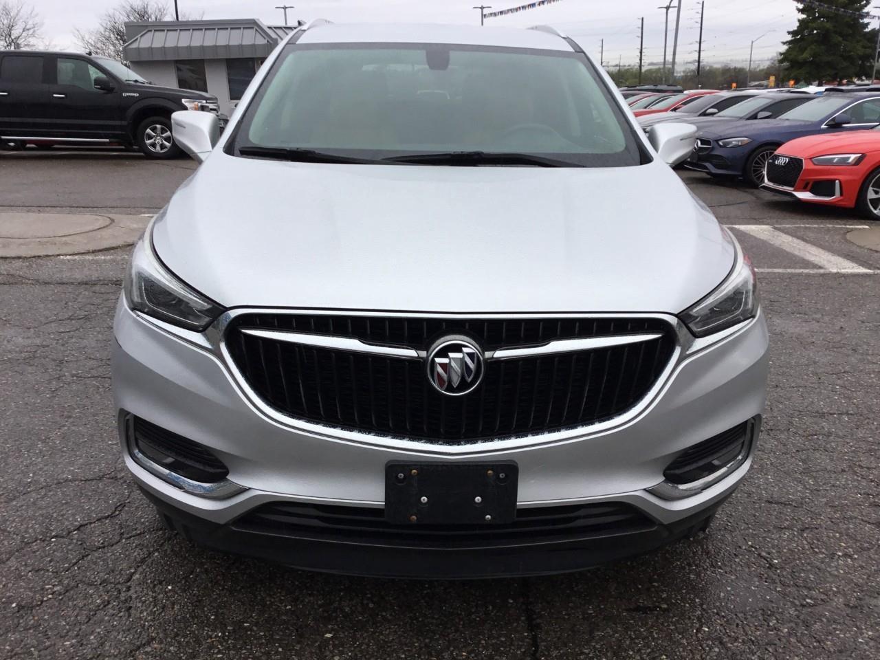 2019 Buick Enclave Essence Photo