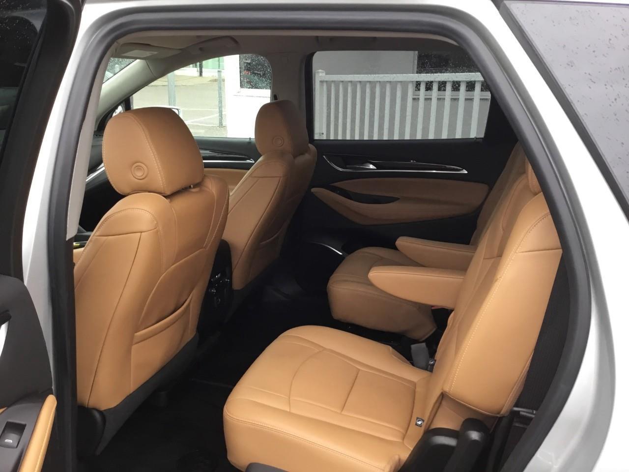 2019 Buick Enclave Essence Photo