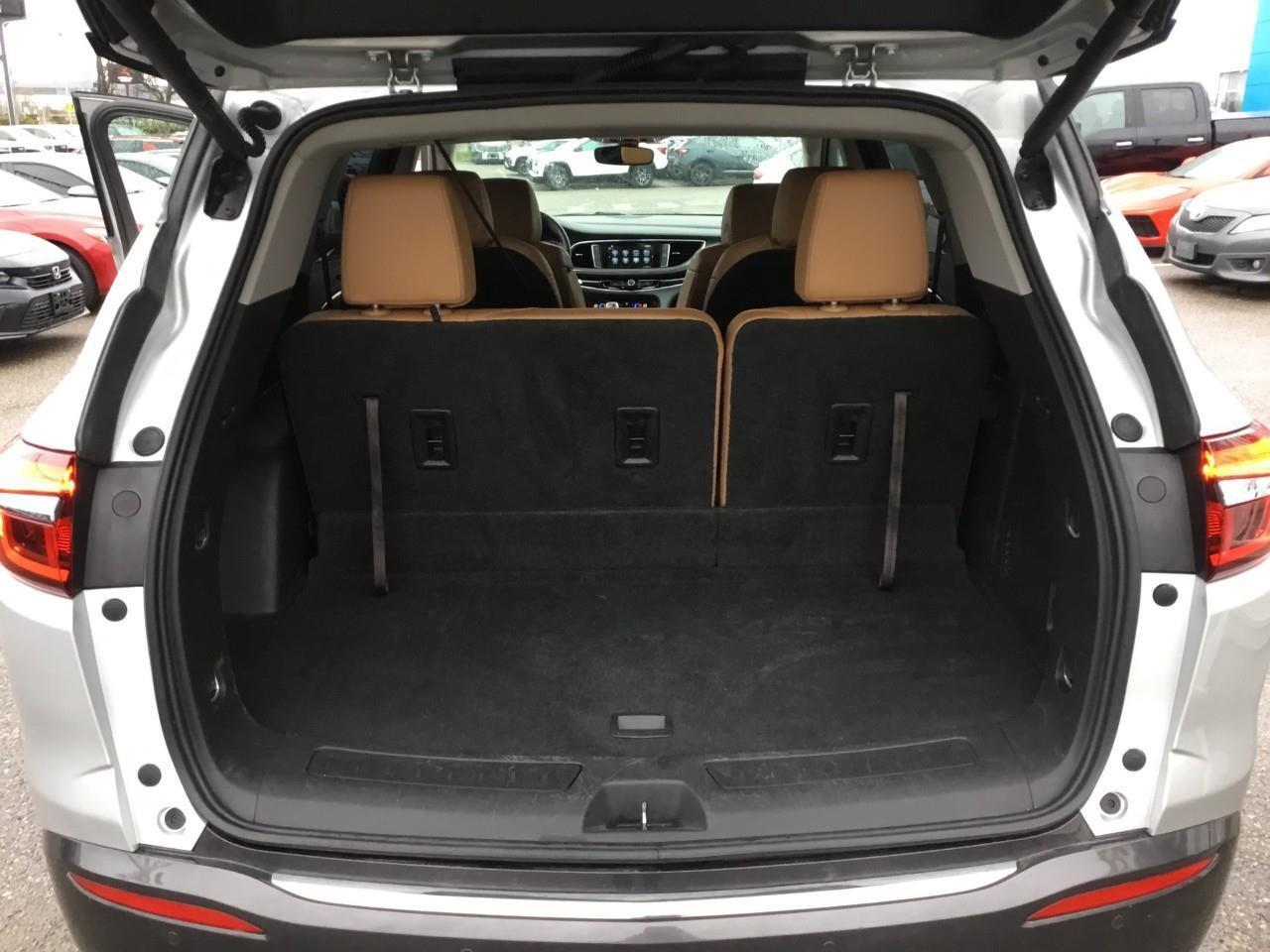2019 Buick Enclave Essence Photo