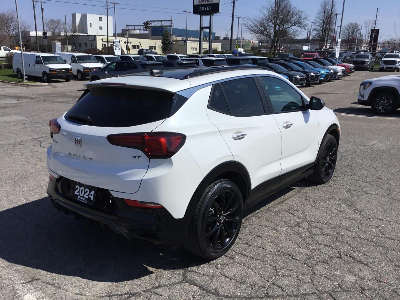 2024 Buick Encore GX Sport Touring Photo