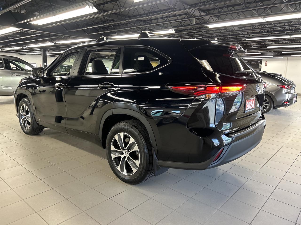 2024 Toyota Highlander HYBRID xle awd Photo