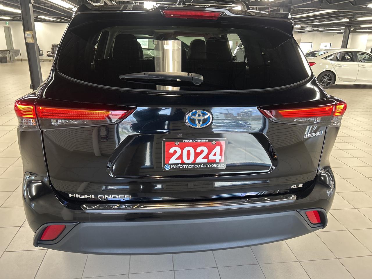 2024 Toyota Highlander HYBRID xle awd Photo