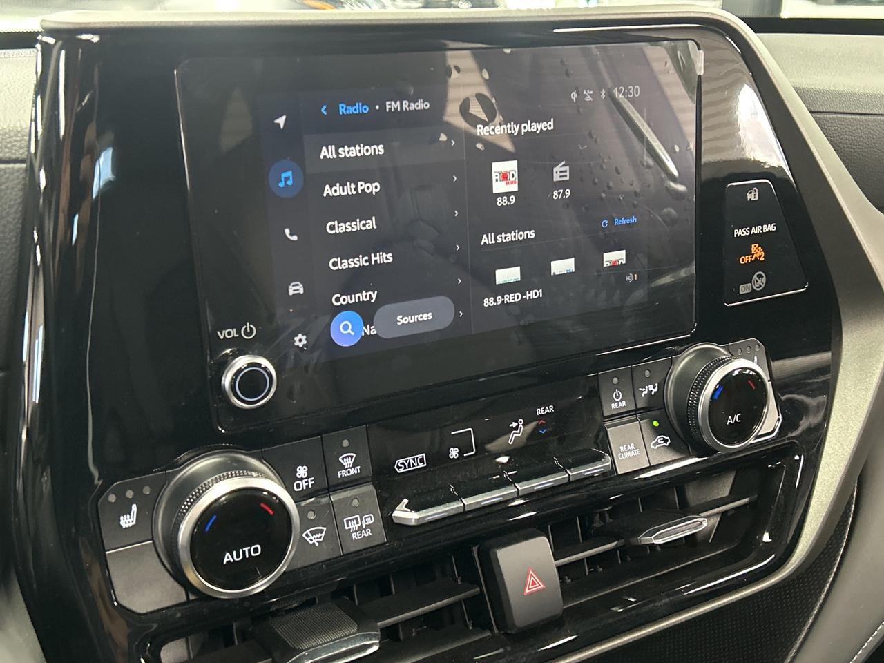 2024 Toyota Highlander HYBRID xle awd Photo