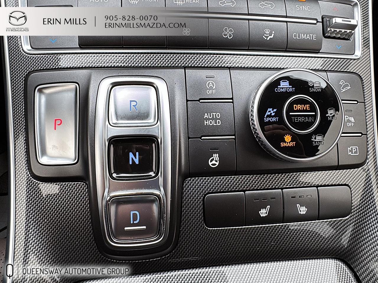 2023 Hyundai Santa Fe Preferred Photo