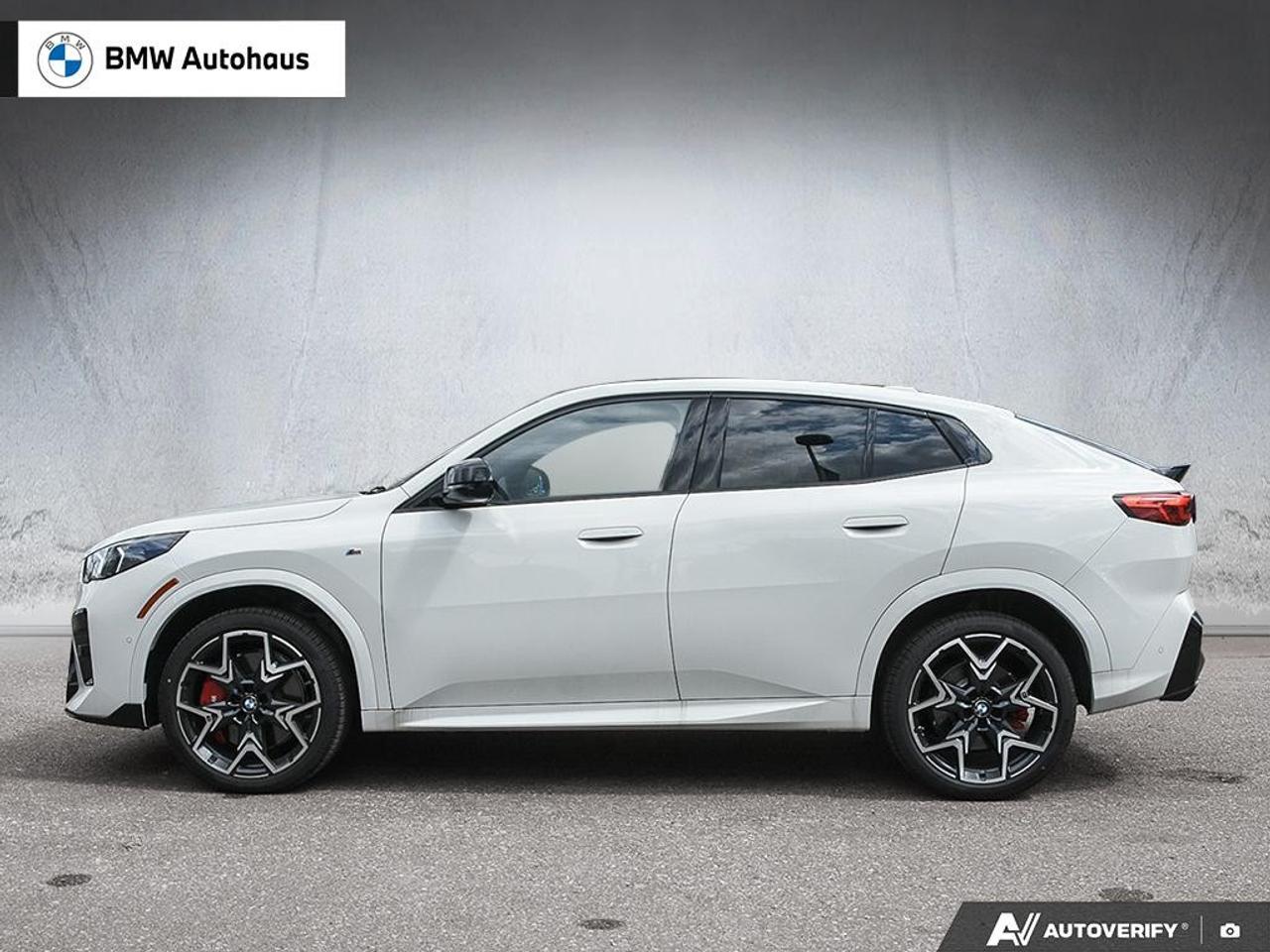 2026 BMW X2 M35i xDrive Sports Activity Coupe Photo2