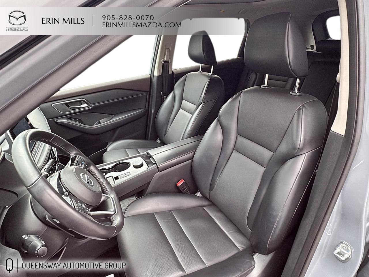 2021 Nissan Rogue SV Photo