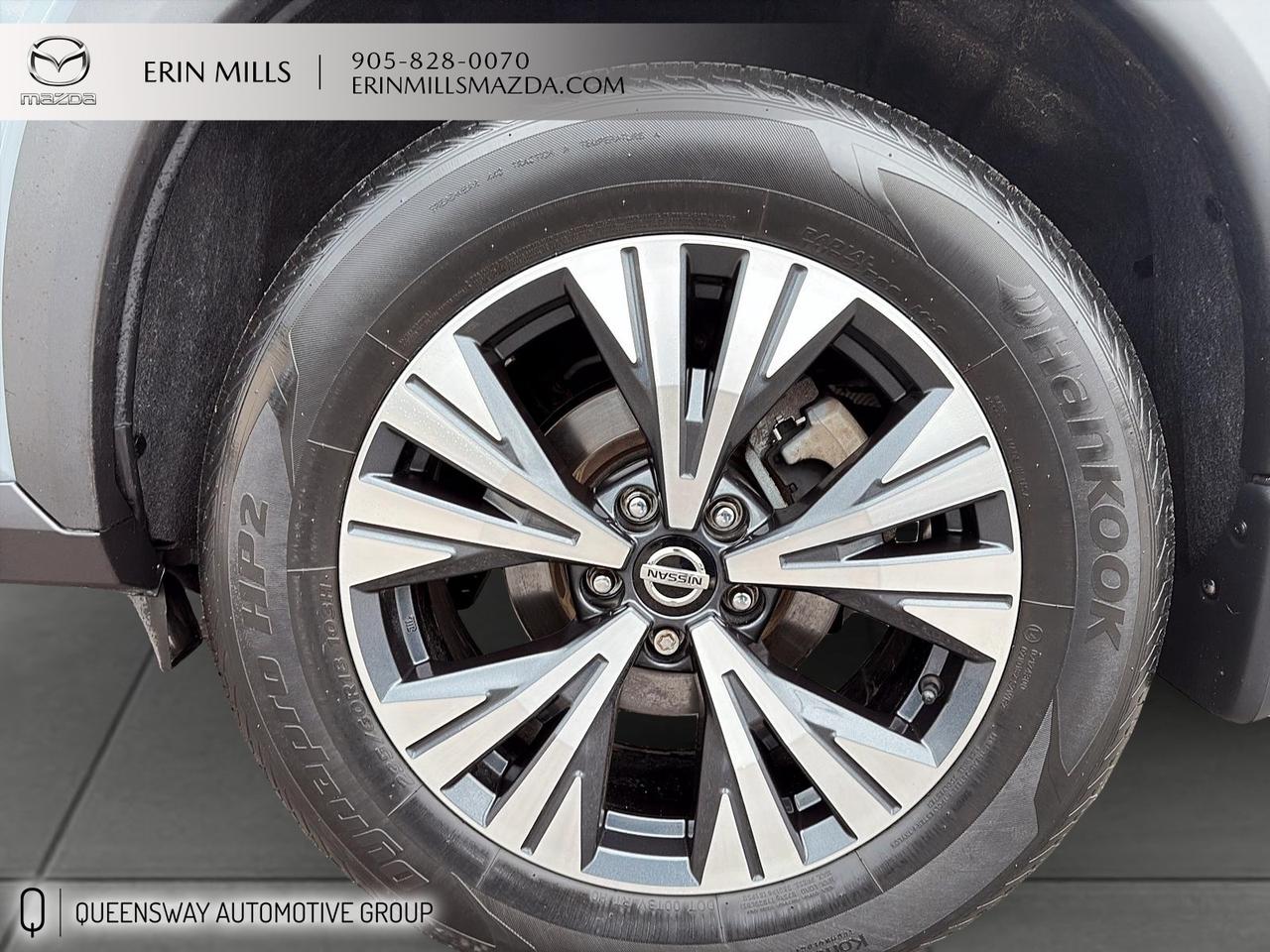 2021 Nissan Rogue SV Photo