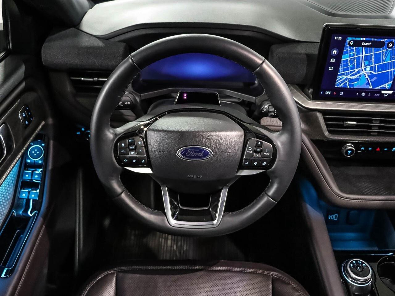 2026 Ford Explorer Platinum 4WD Photo