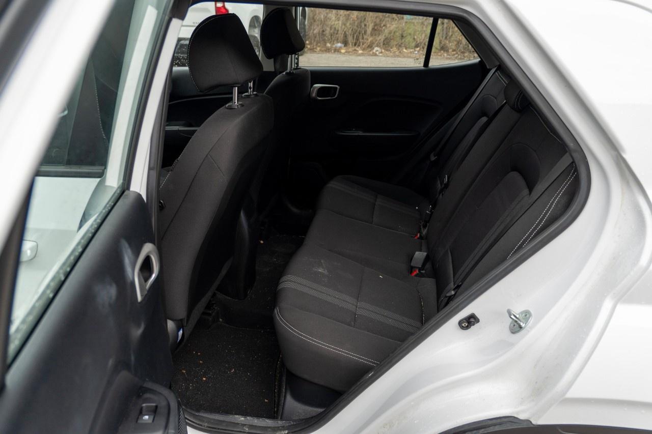 2023 Hyundai Venue Preferred IVT Photo
