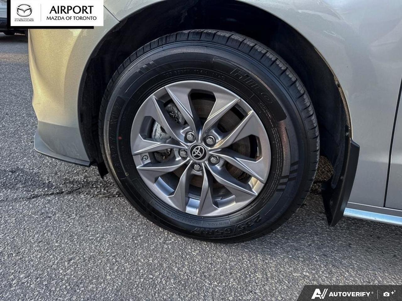 2024 Toyota Sienna XLE XLE  No Accident  1Owner  Finance Discount $15 Photo