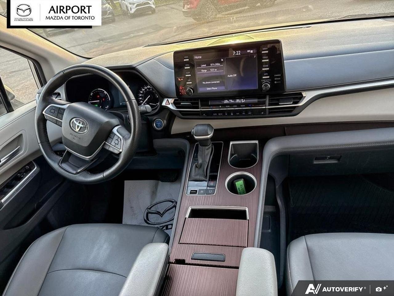 2024 Toyota Sienna XLE XLE  No Accident  1Owner  Finance Discount $15 Photo
