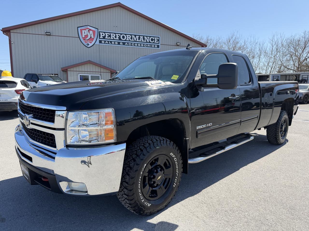 2009 Chevrolet SILVERADO 2500HD EXT LONG BOX LTZ 4X4 Photo
