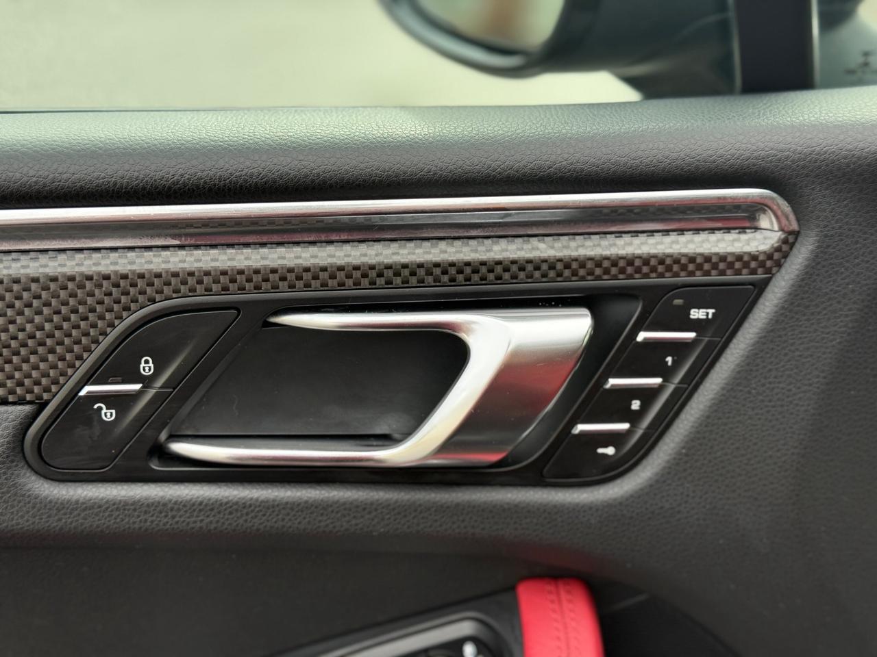 2015 Porsche Macan TURBO   NO ACCIDENT   BOSE SOUND   RED INTERIOR Photo